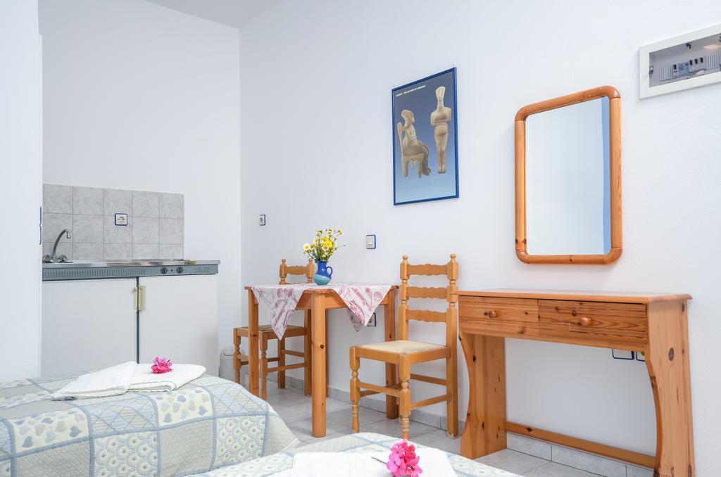 Psili Ammos Studios Aliko Beach Habitación foto