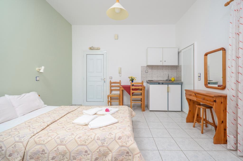 Psili Ammos Studios Aliko Beach Habitación foto